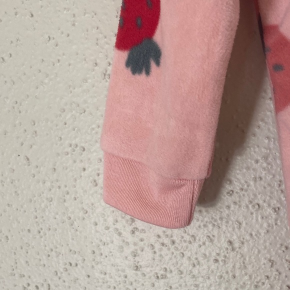 NWT Carter’s 18M Pink Strawberry Footed Pajamas 🍓 | Zip Up | OEKO-TEX - Picture 11 of 14